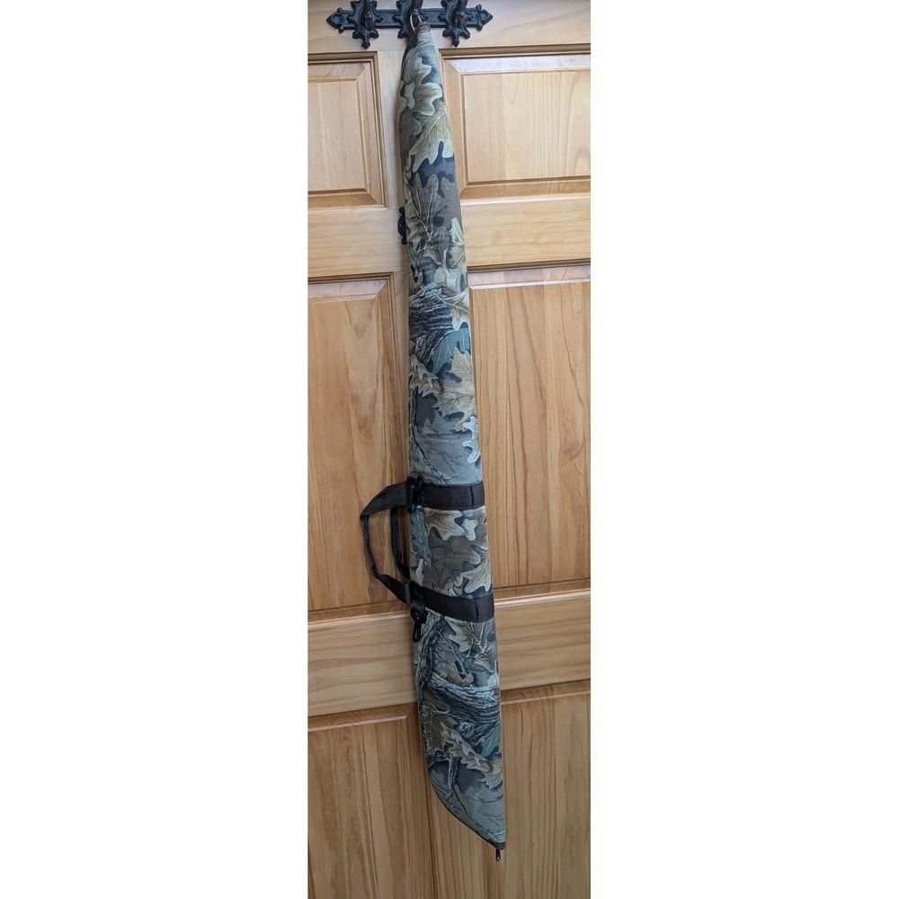 Camo Print Padded Rifle Holder 52" Length Full Zip Hunt Leather Loop Double Hook - Picture 2 of 6